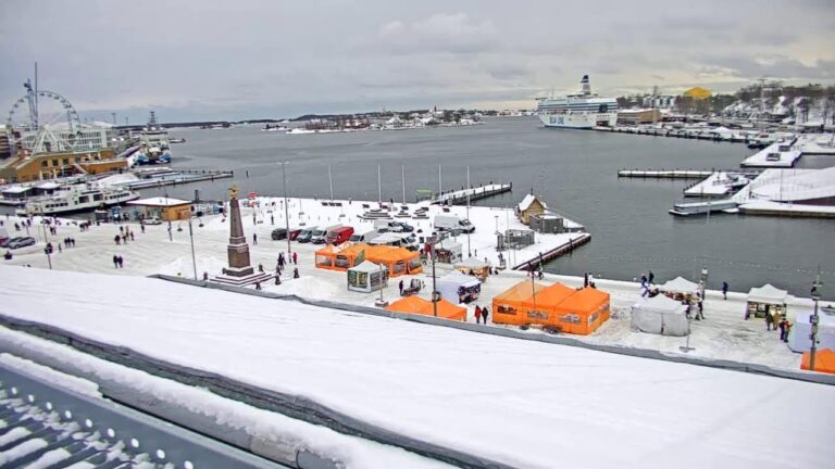 Port of Helsinki – South Harbour Live (Live Camera Axis Q6155-E)