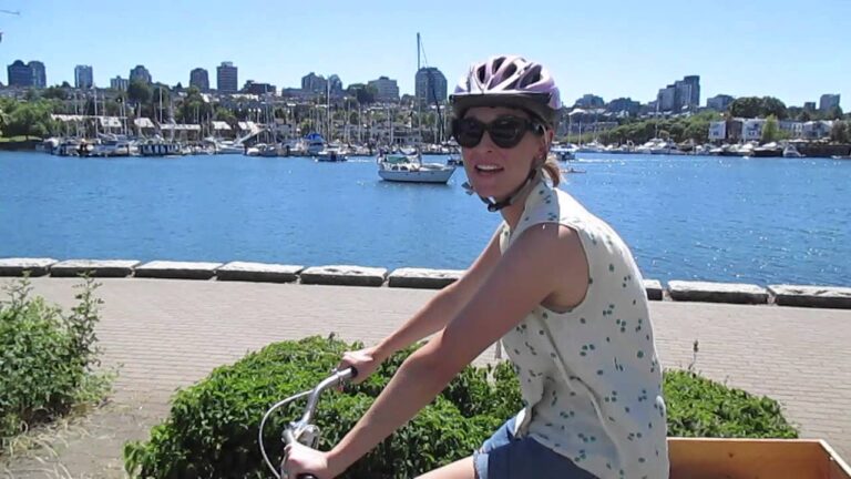 Biking Vancouver | Expedia Viewfinder Travel Blog